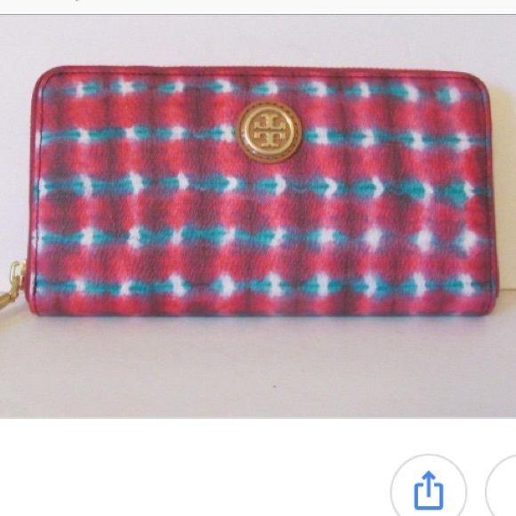 Tory Burch Handbags - Tory Burch Wallet